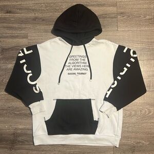 Hollister Social Tourist hoodie sweatshirt woman’s extra small
